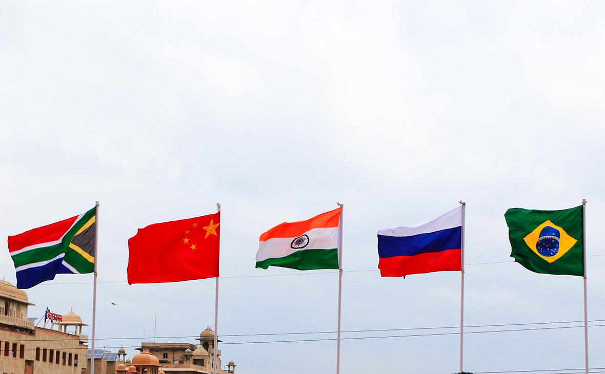 ABŞ BRİKS-in genişlənməsi ilə təhdid edilir